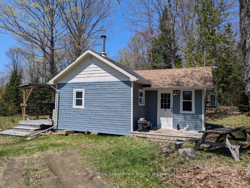 102 Old School House Road Property Photo 1