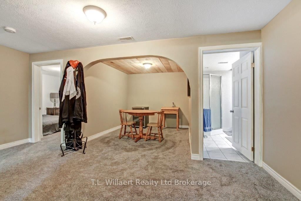 21 Charlton Street Property Photo 27