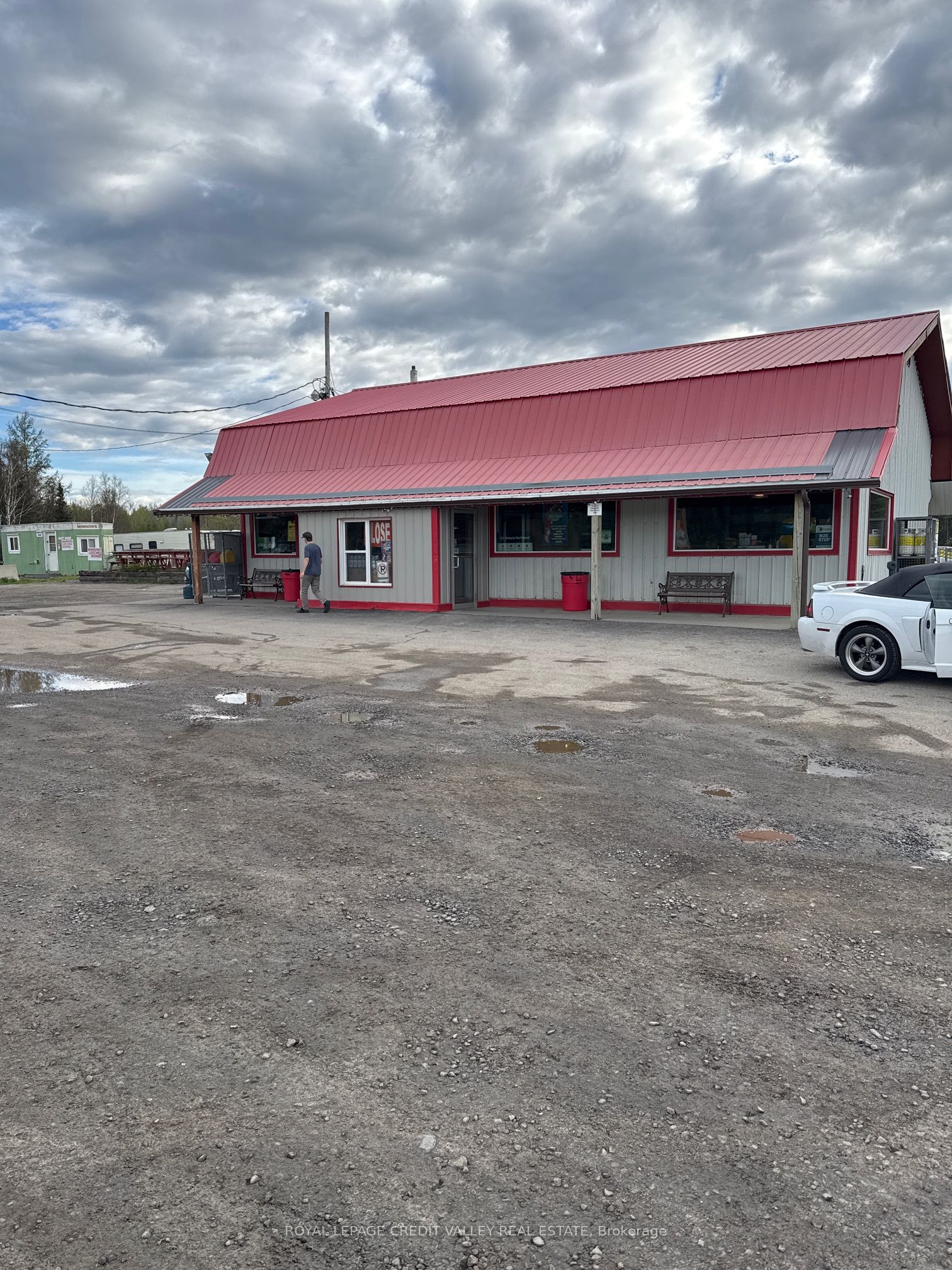 4810 Highway 17 Property Photo 9