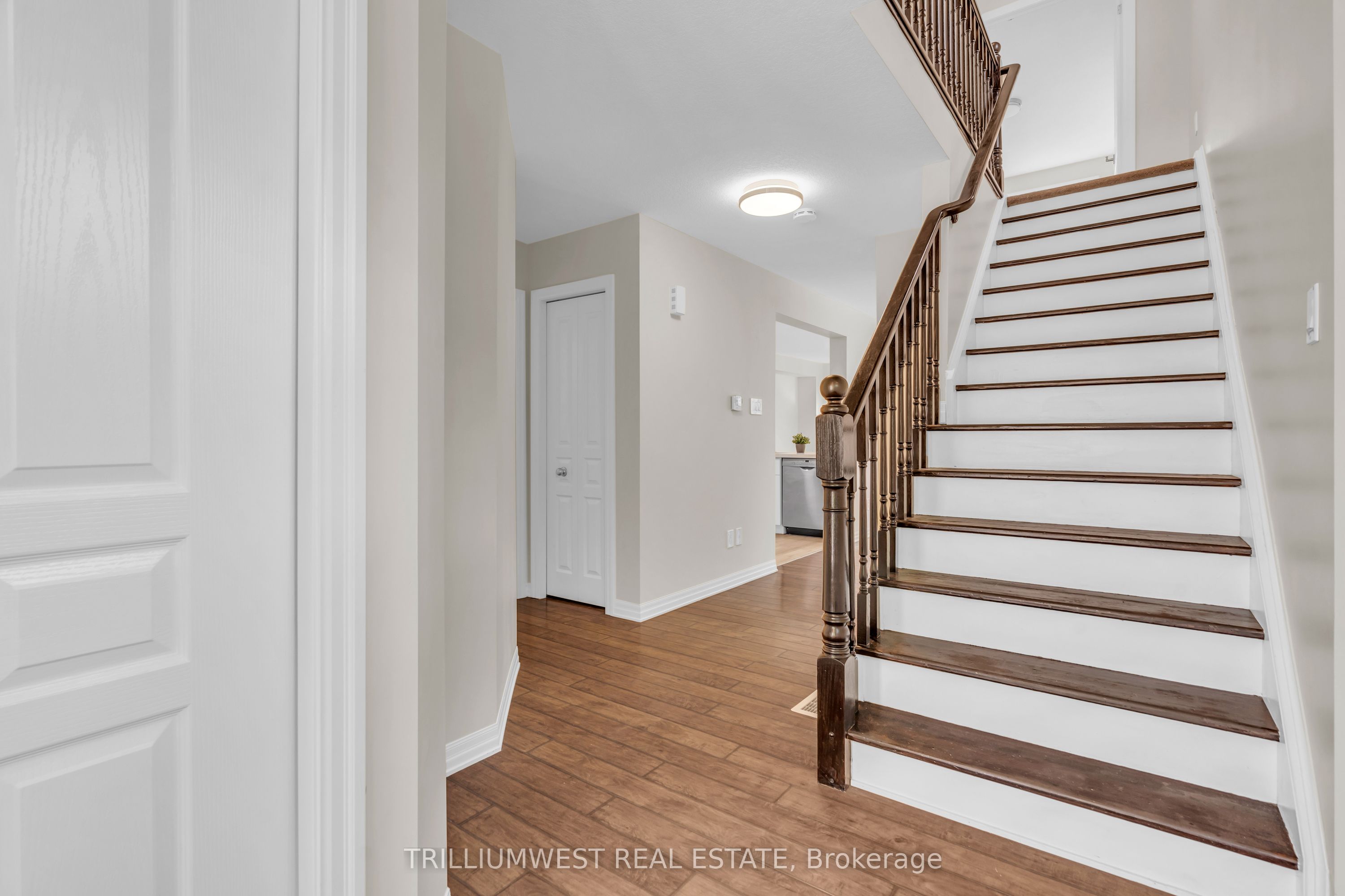 105 Pinnacle Drive 35 Property Photo 6