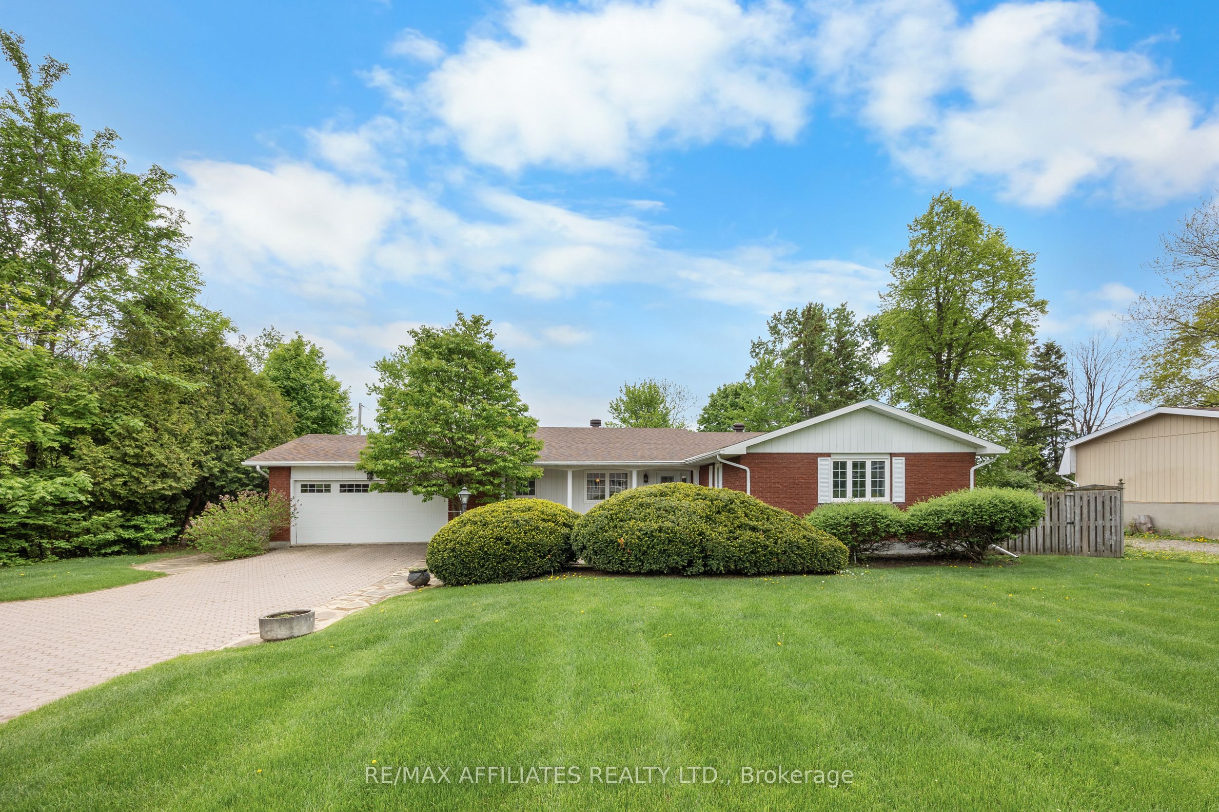 53 Golf Club Road Property Photo 1