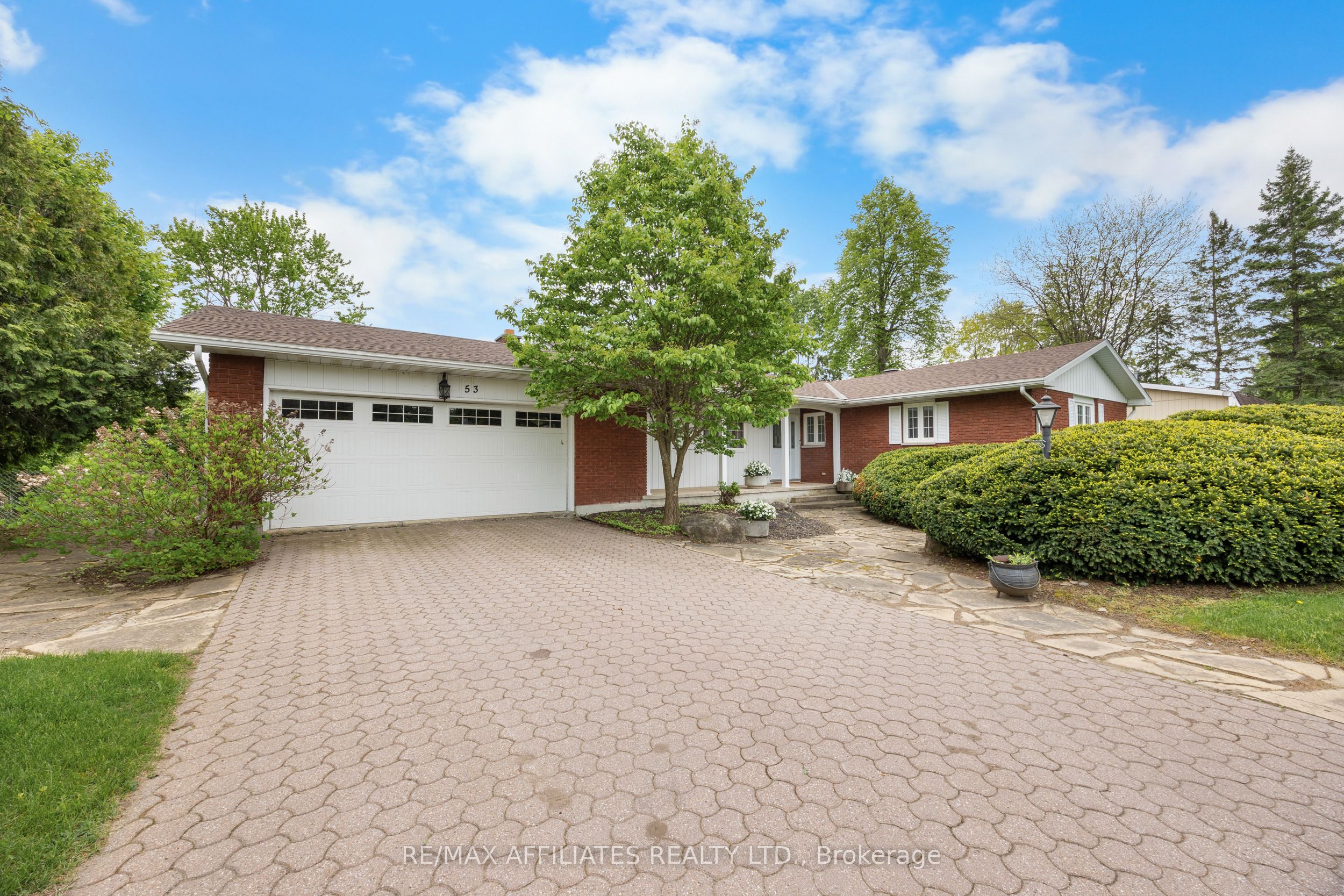 53 Golf Club Road Property Photo 2