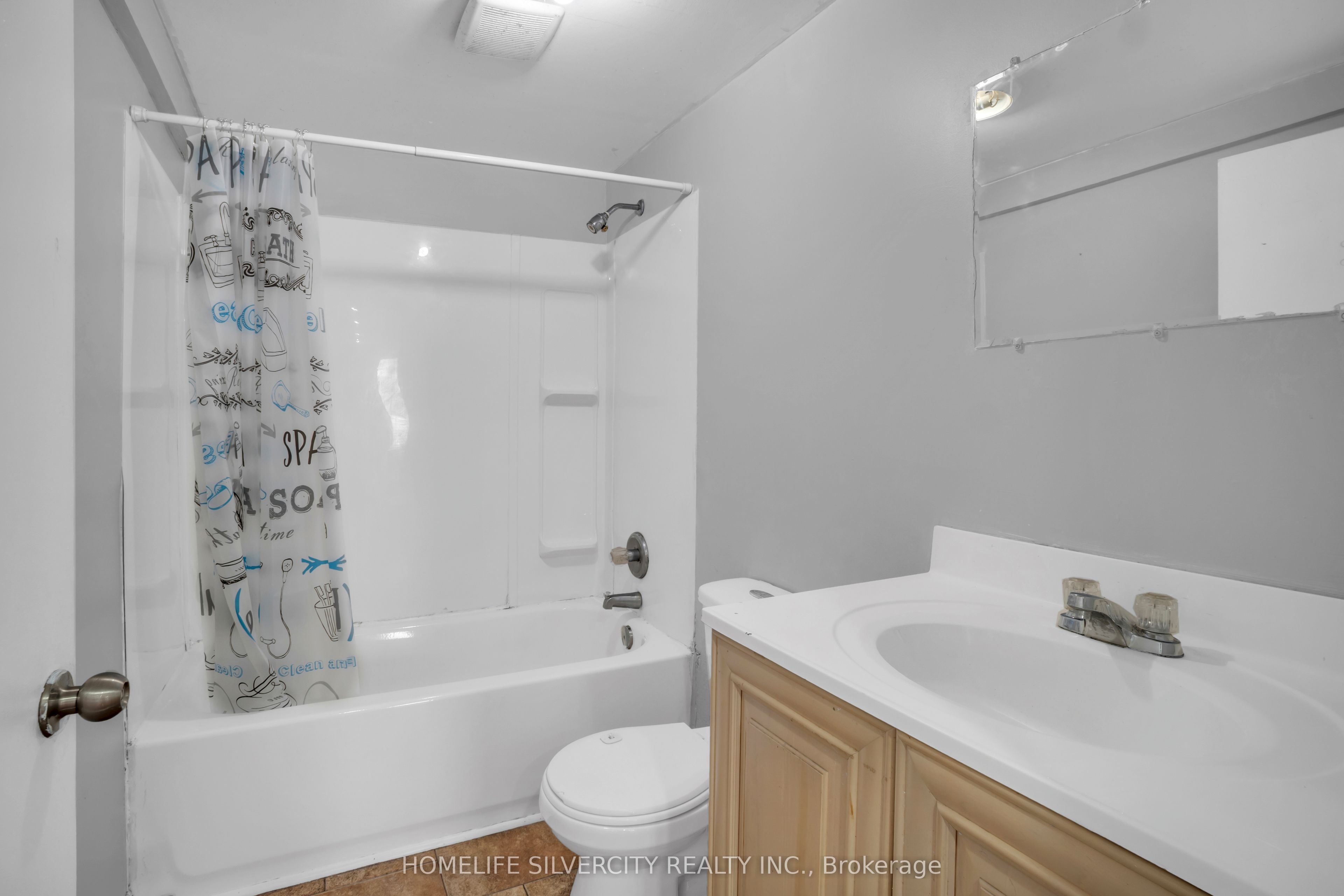 5 Pine Street S Property Photo 17