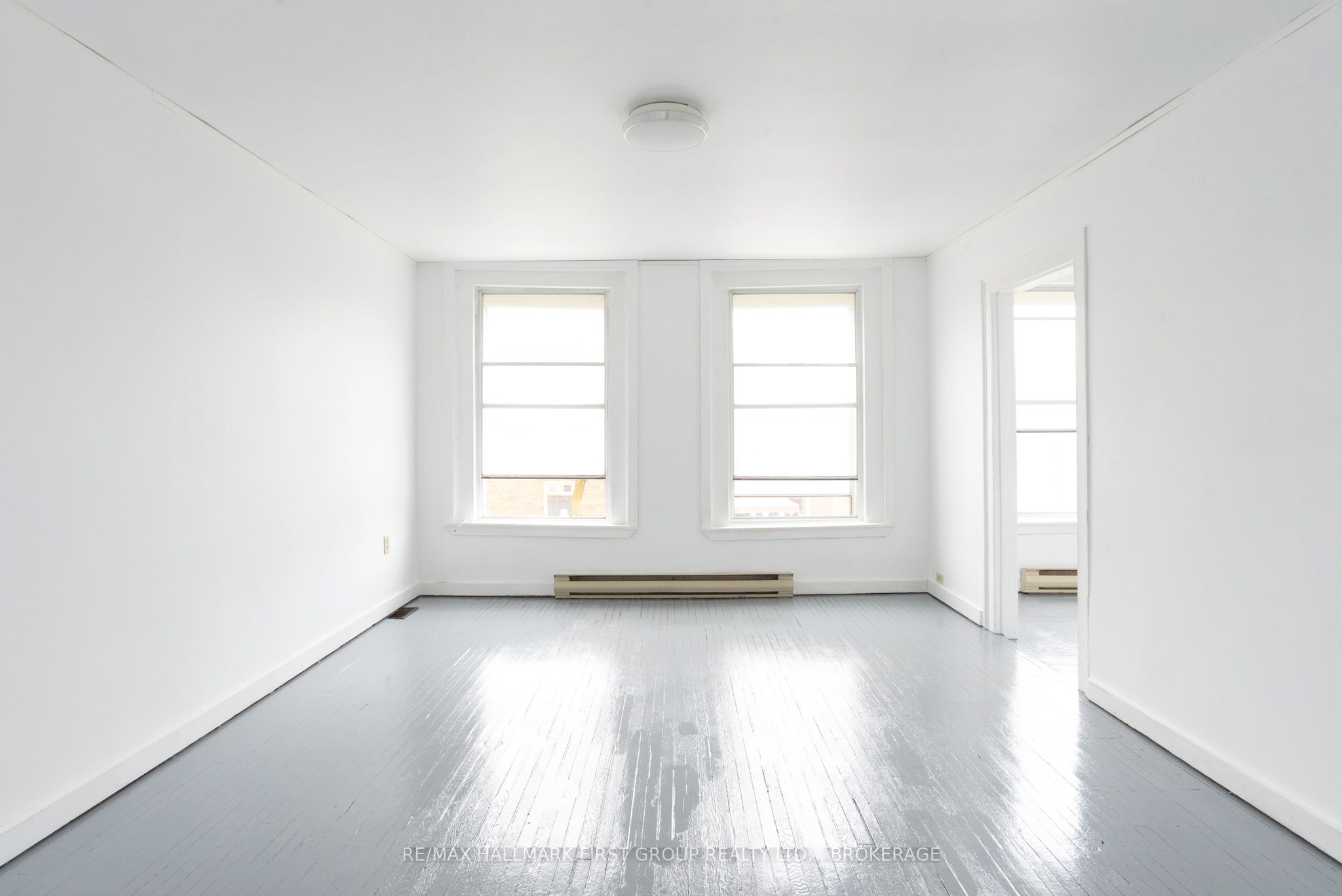 135 John St Property Photo 10