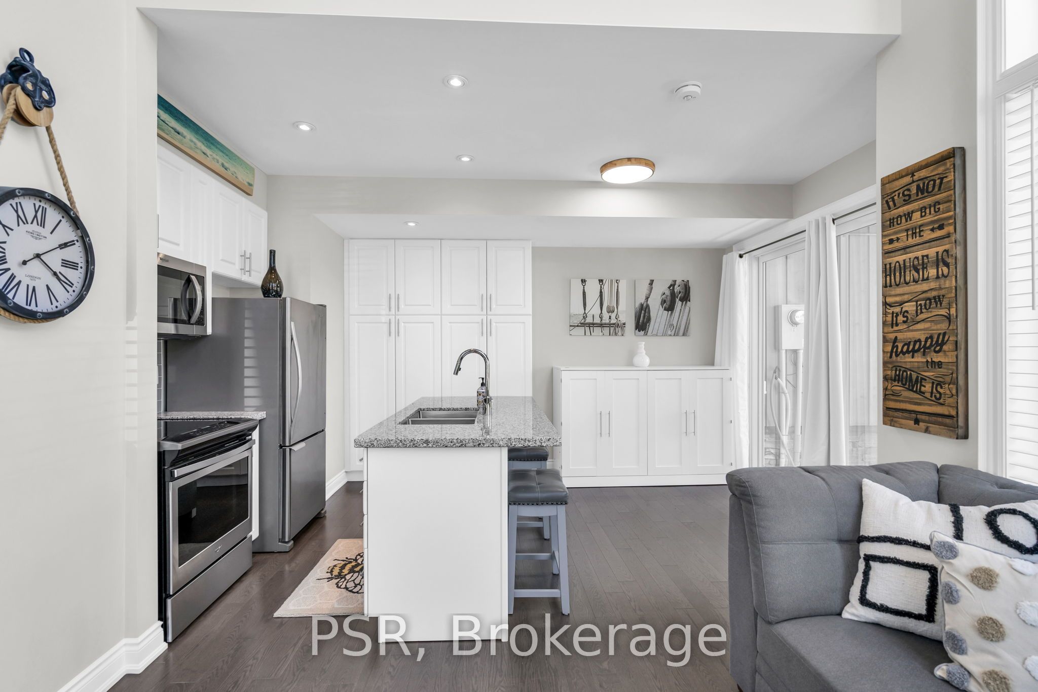 44 Carrick Trail Property Photo 14