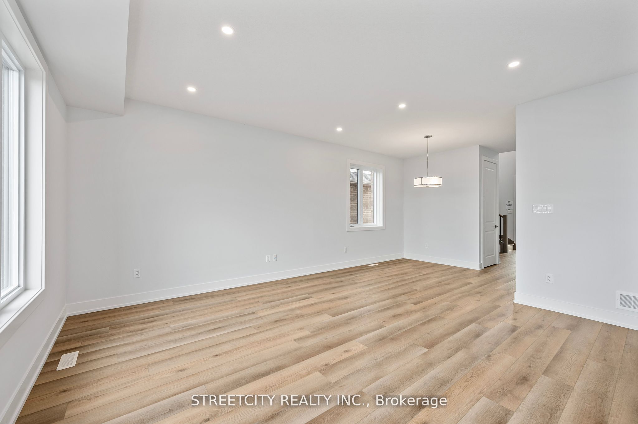 33 Lucas Road Property Photo 11