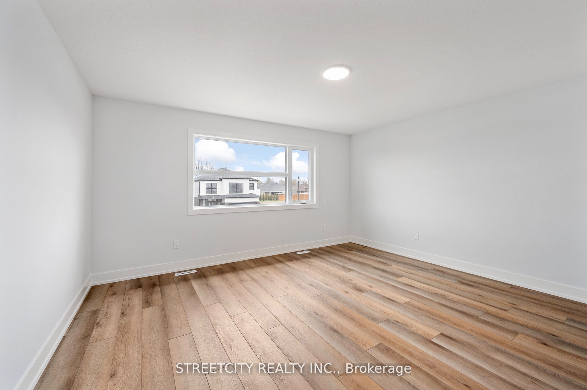 33 Lucas Road Property Photo 14