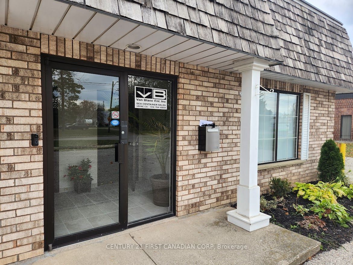 177 Hachborn Road B Property Photo 6