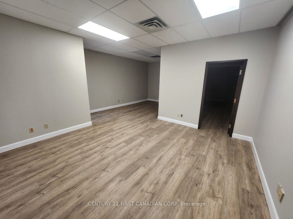 177 Hachborn Road B Property Photo 10