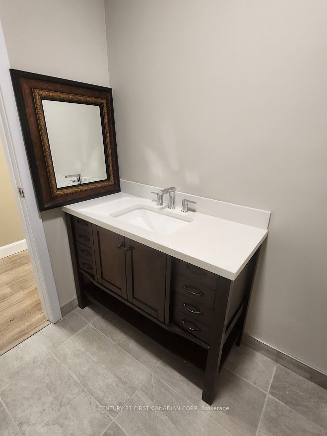177 Hachborn Road B Property Photo 14