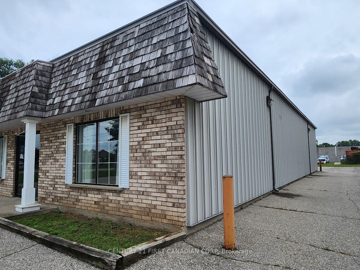 177 Hachborn Rd Property Photo 2