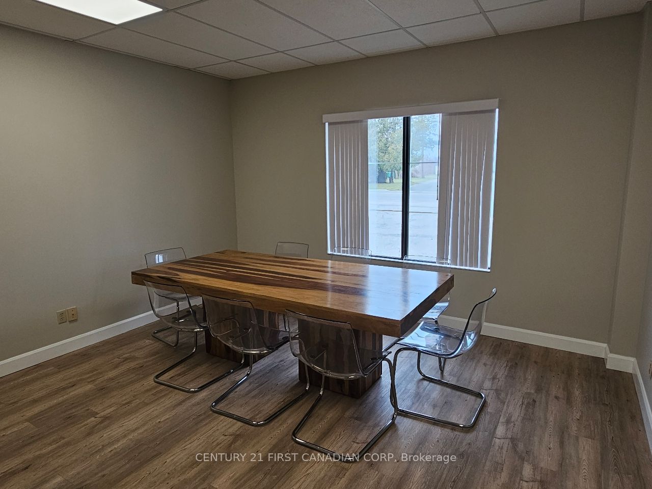 177 Hachborn Rd Property Photo 16