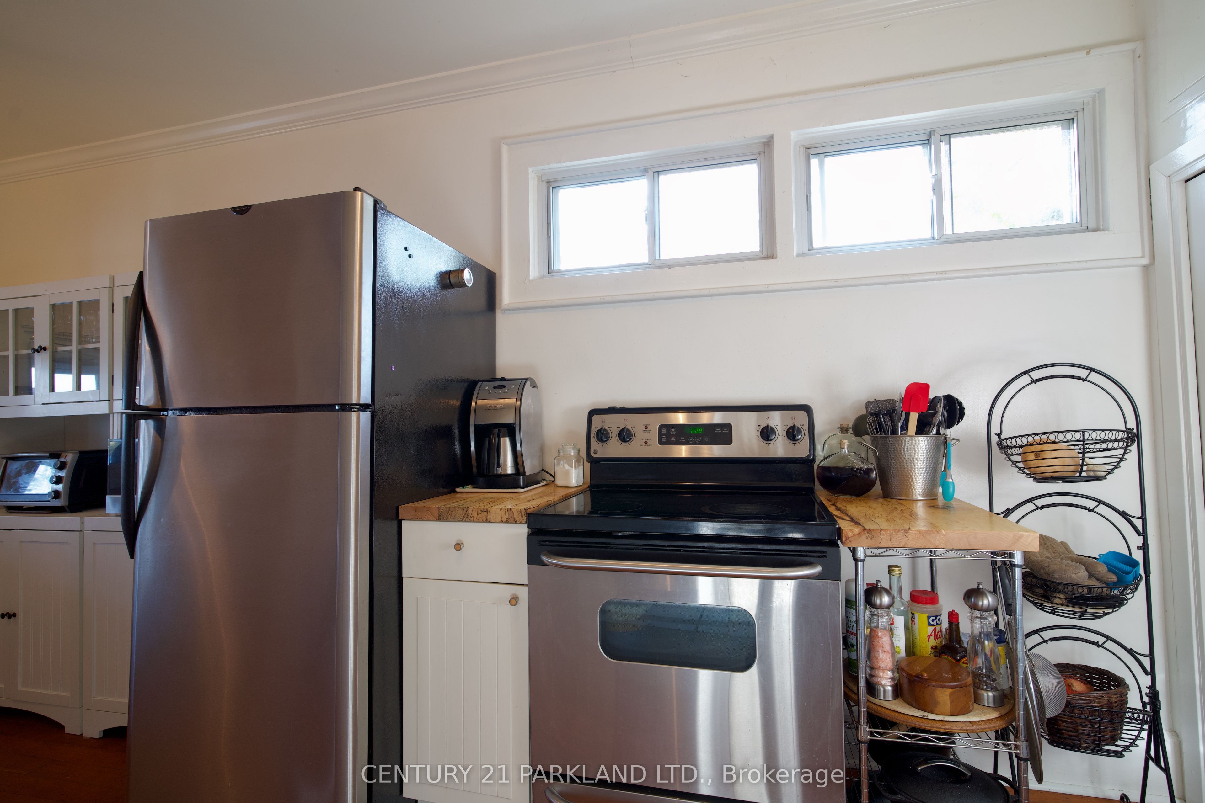 193 Queen Street Property Photo 16