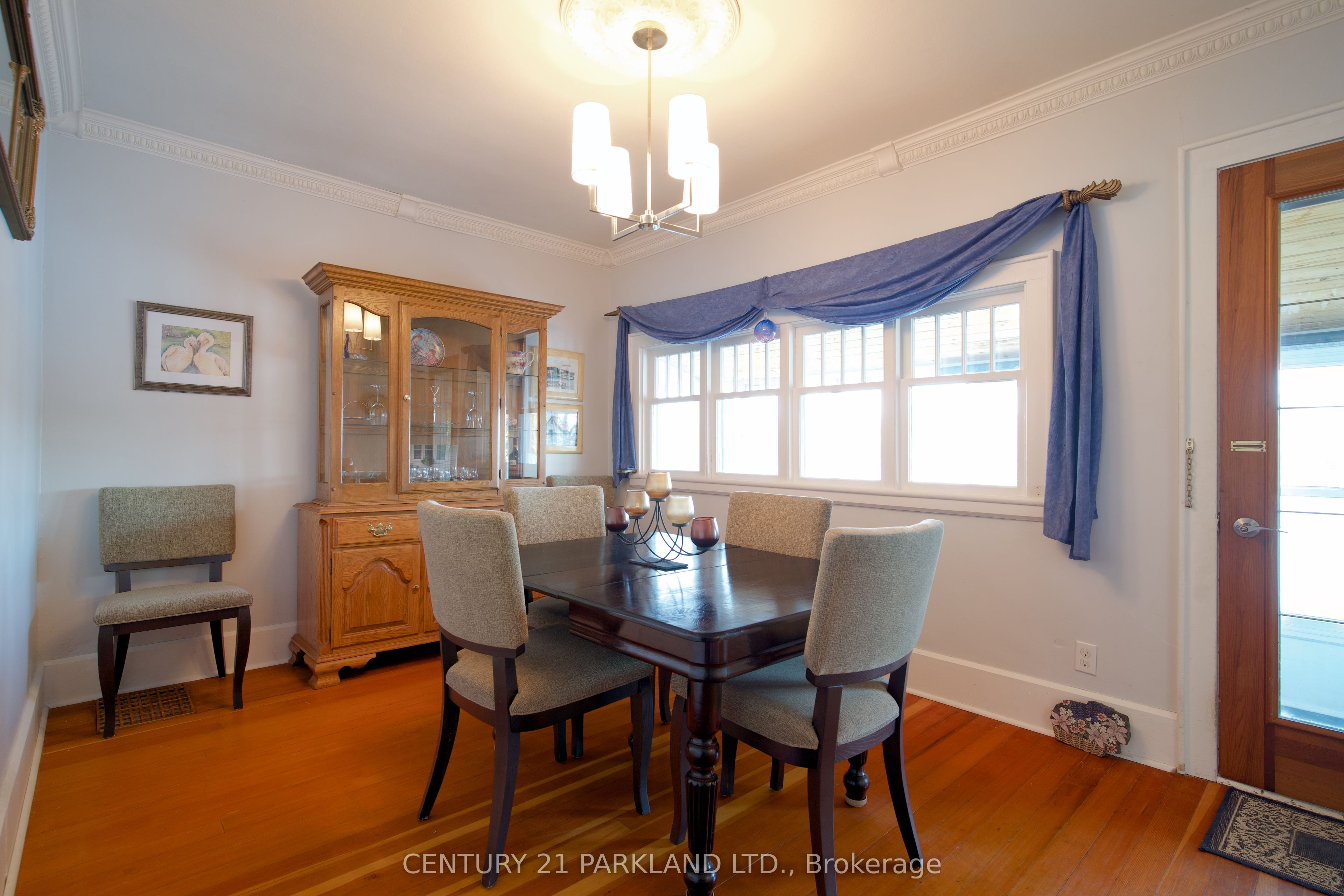 193 Queen Street Property Photo 17