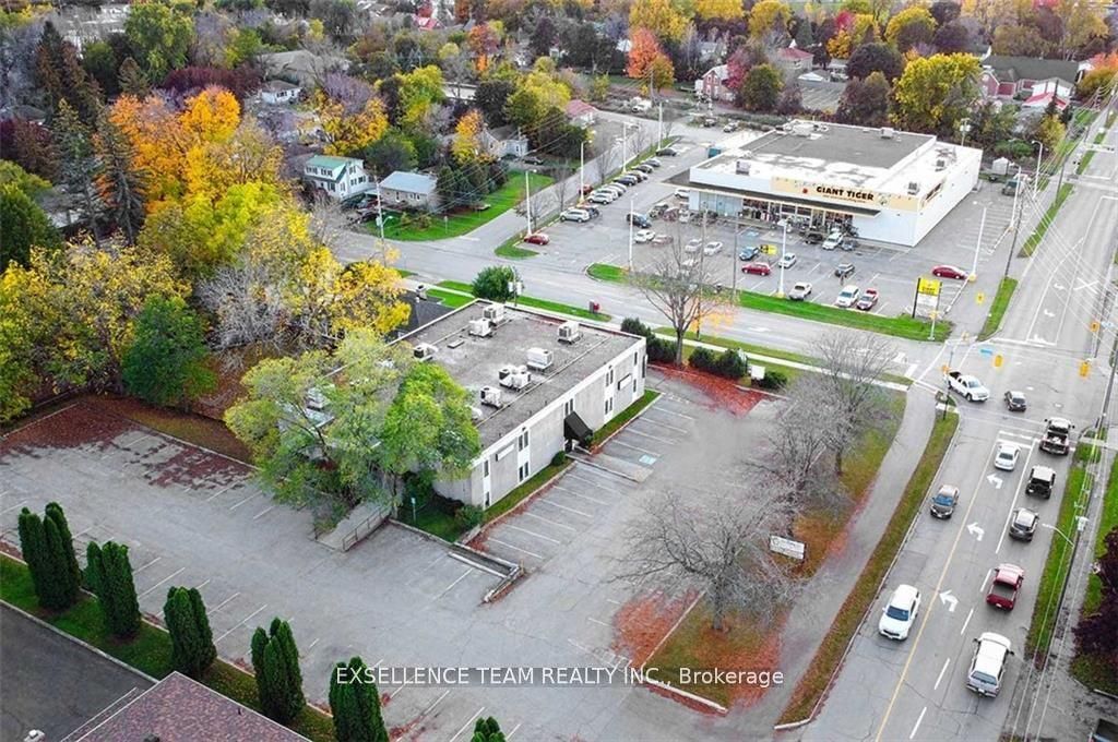 309 Park St Property Photo 1