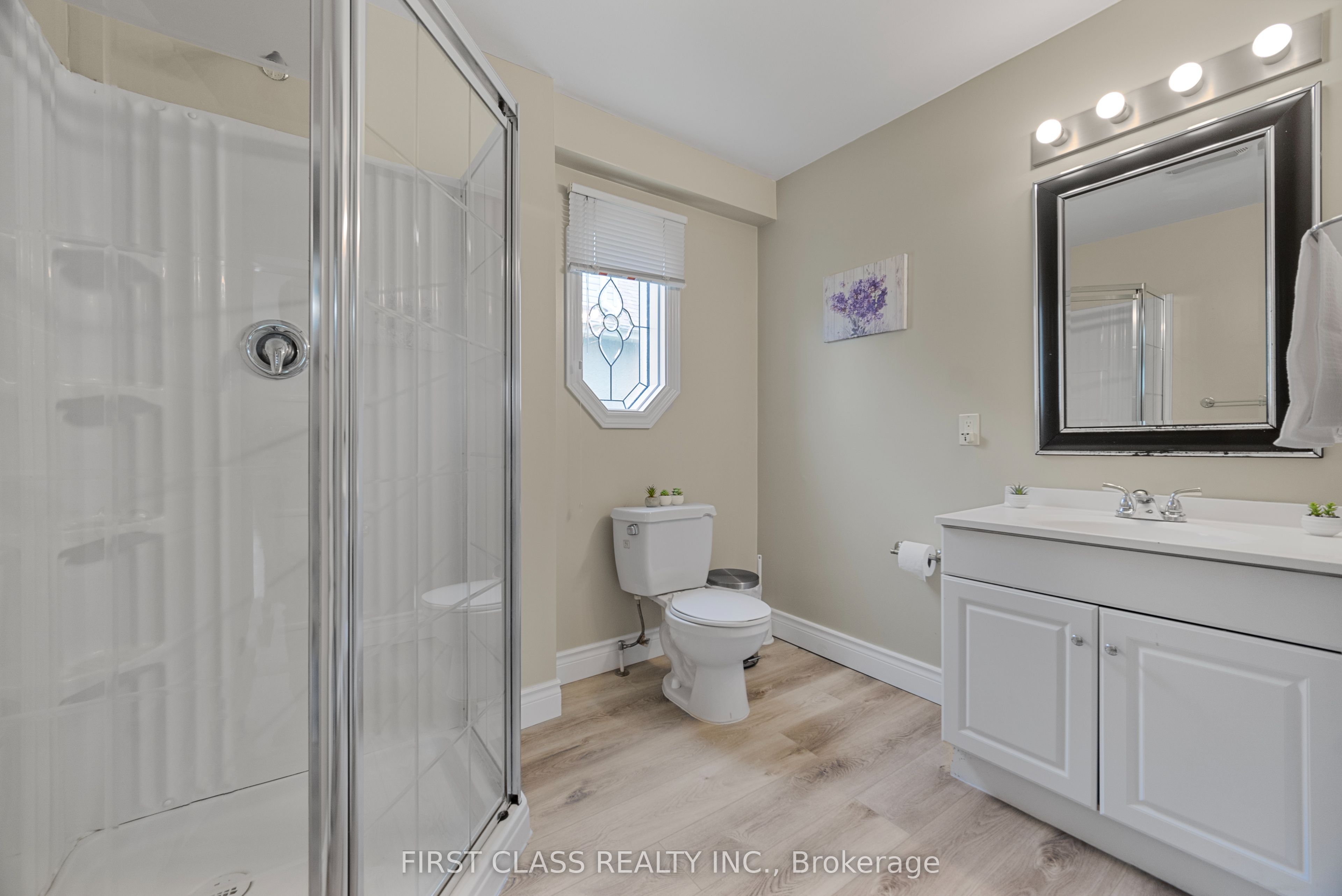 48 Saunby Street Property Photo 13