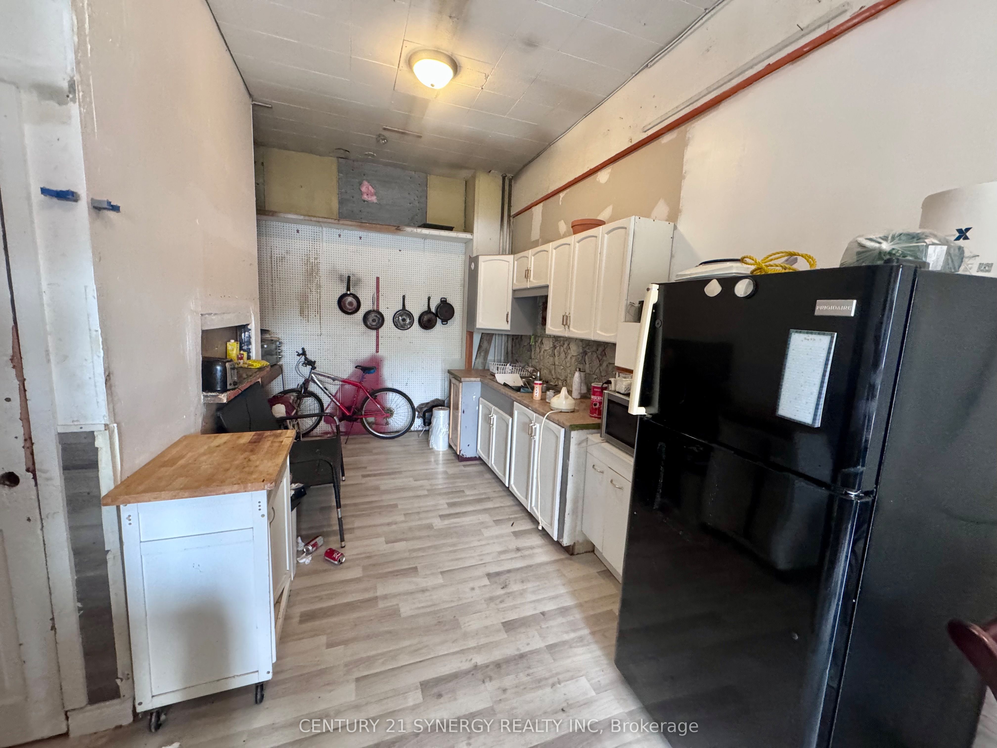 9 Main Street Property Photo 6