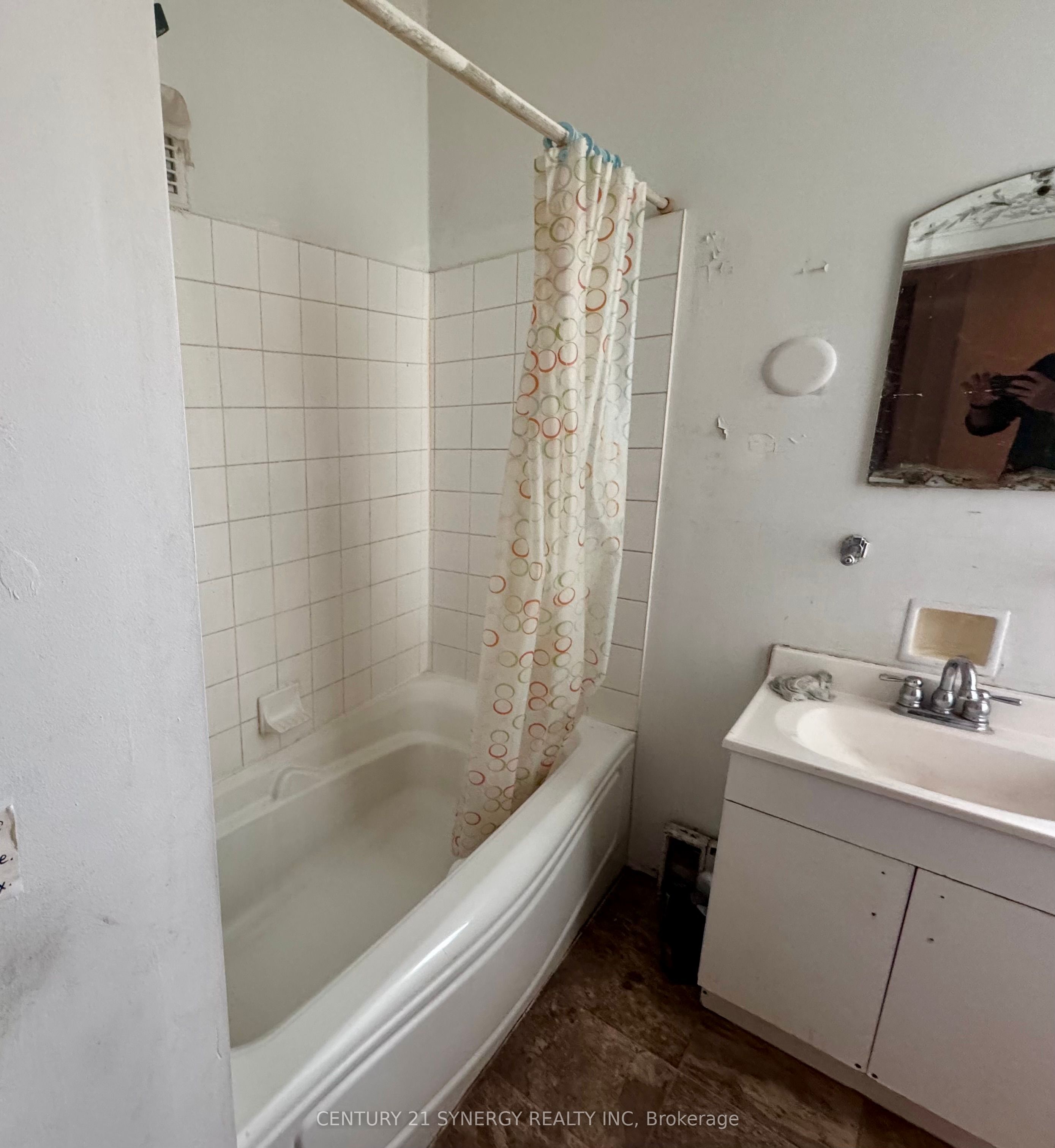 9 Main Street Property Photo 9