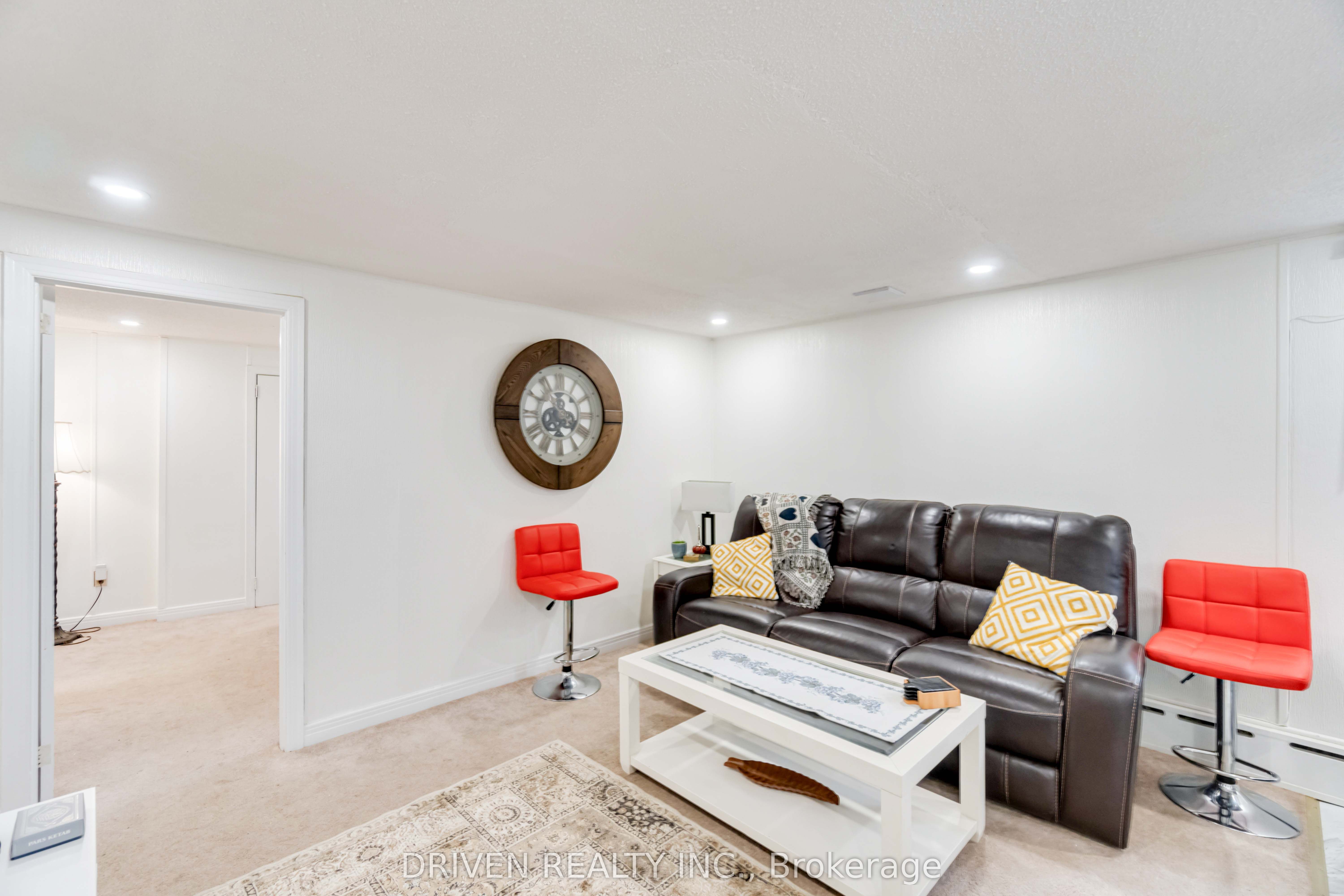 1266 Walkley Rd Property Photo 36