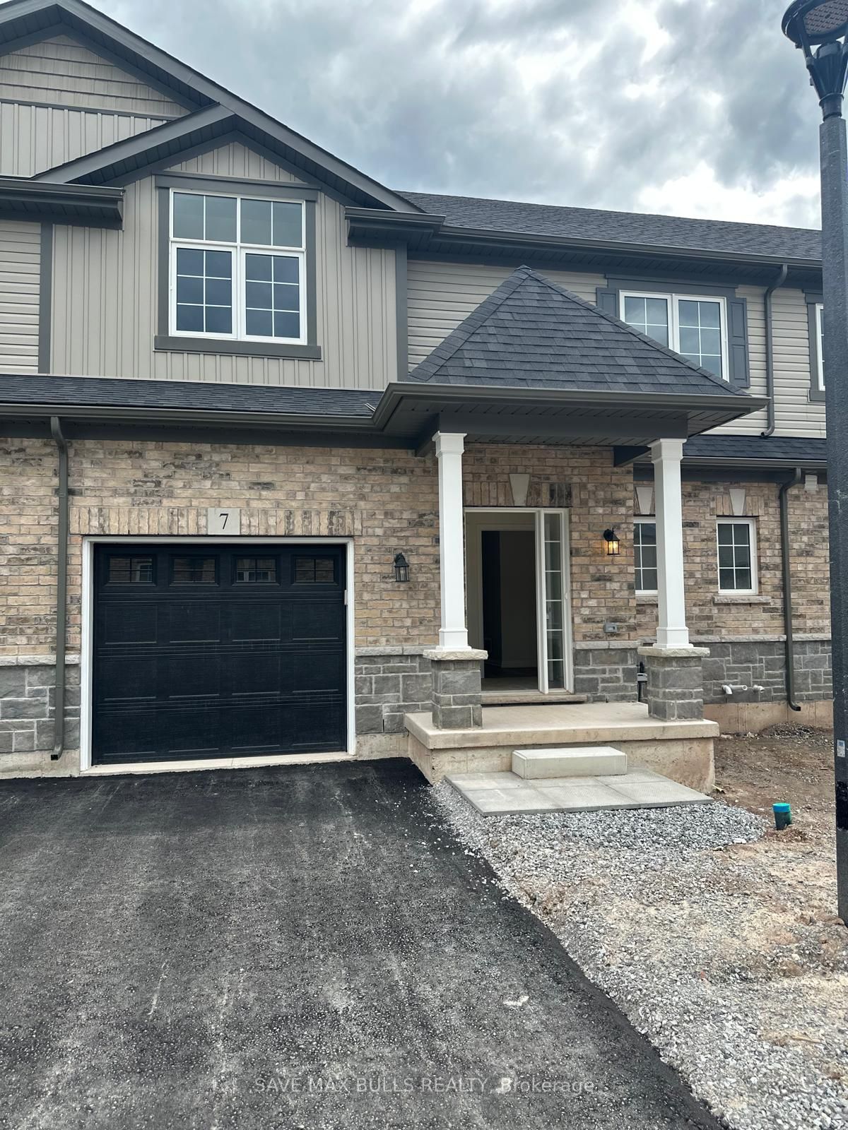 #7 - 397 Garrison Road Property Photo 1