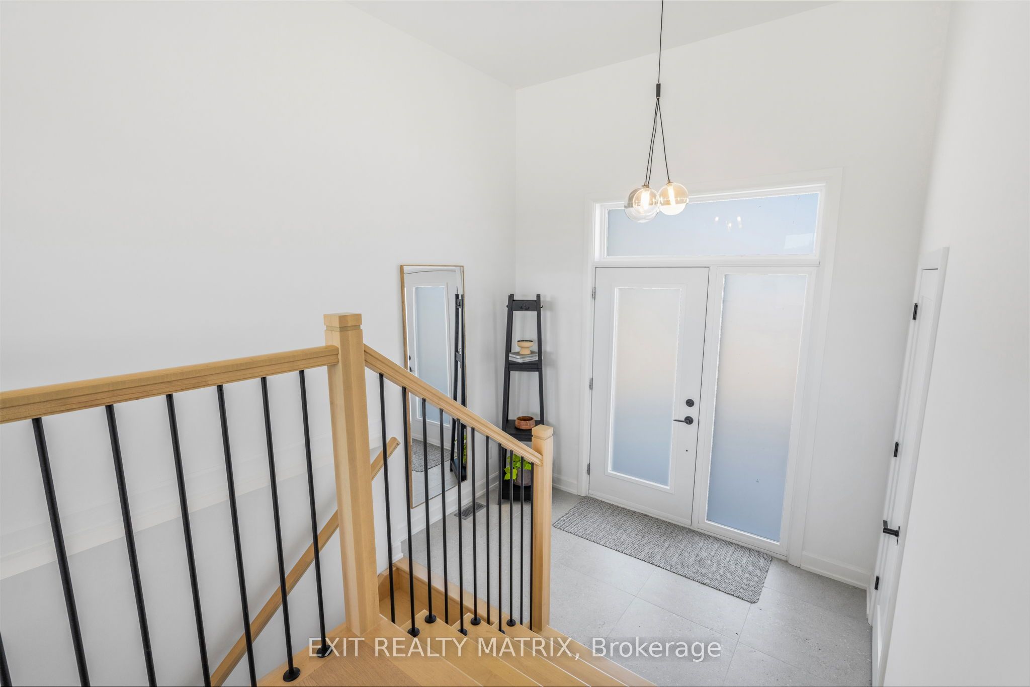 21 Mayer Street Property Photo 8