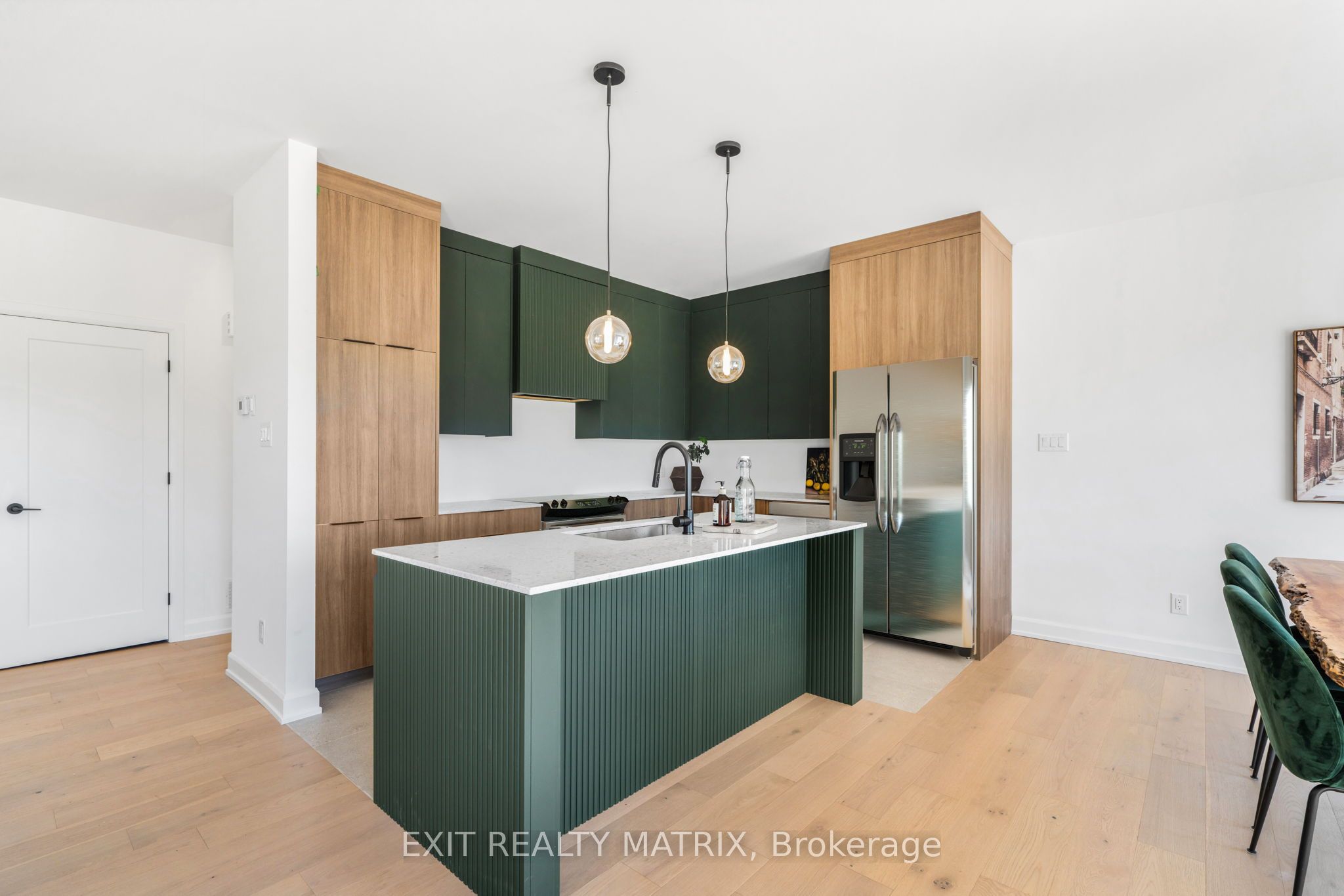 21 Mayer Street Property Photo 13
