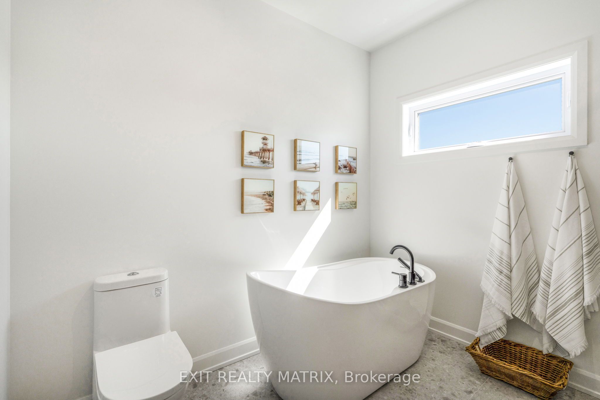 21 Mayer Street Property Photo 19