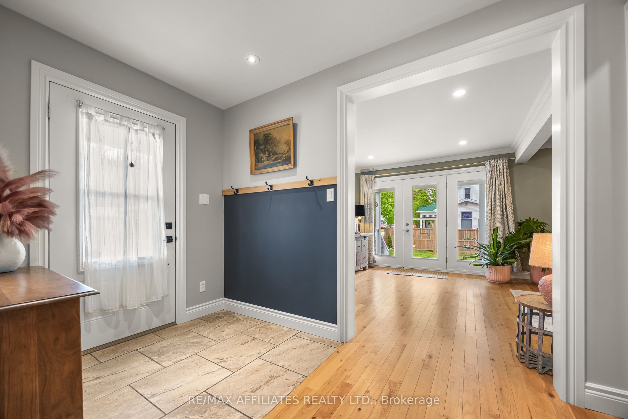 111 Drummond Street Property Photo 5
