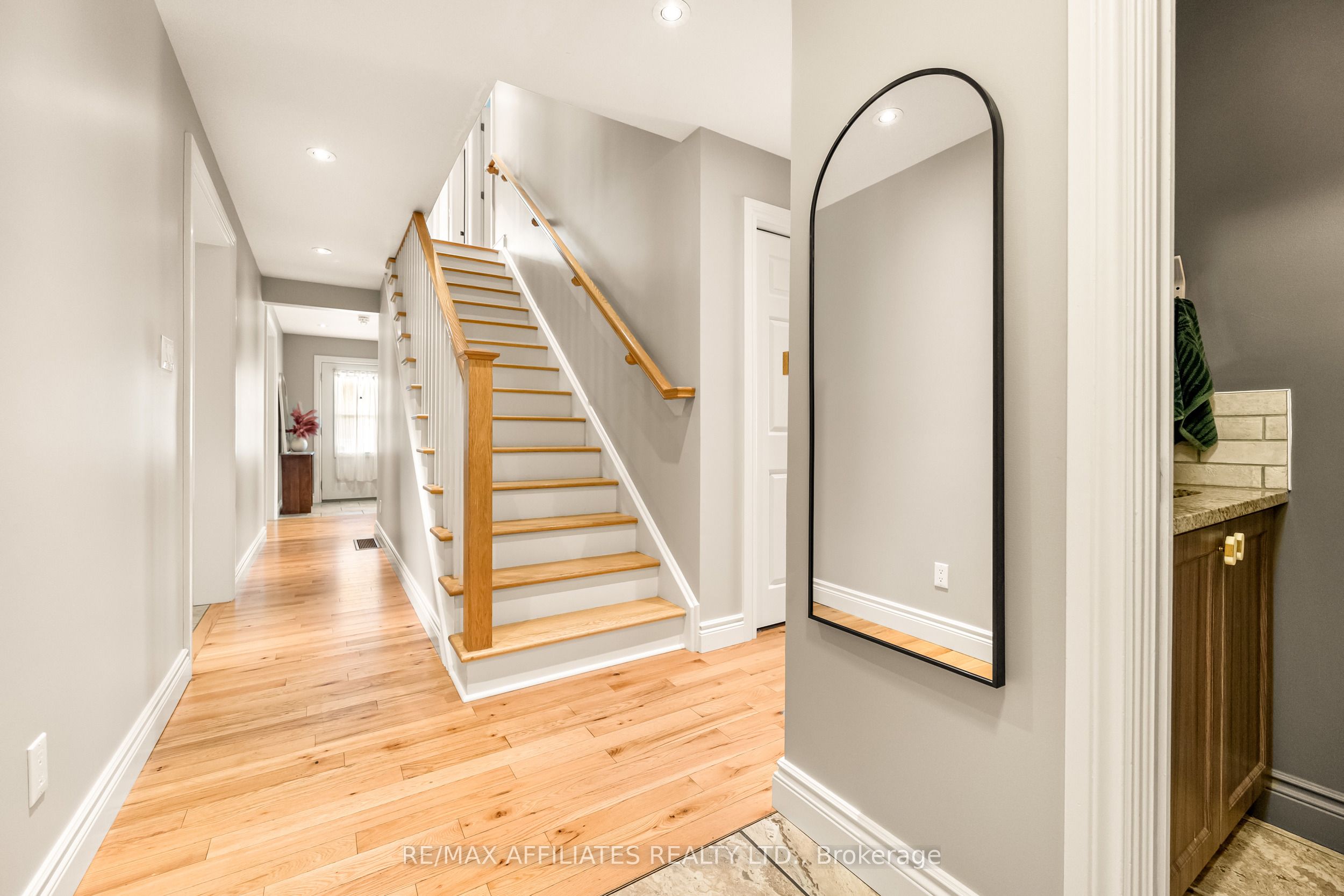 111 Drummond Street Property Photo 18