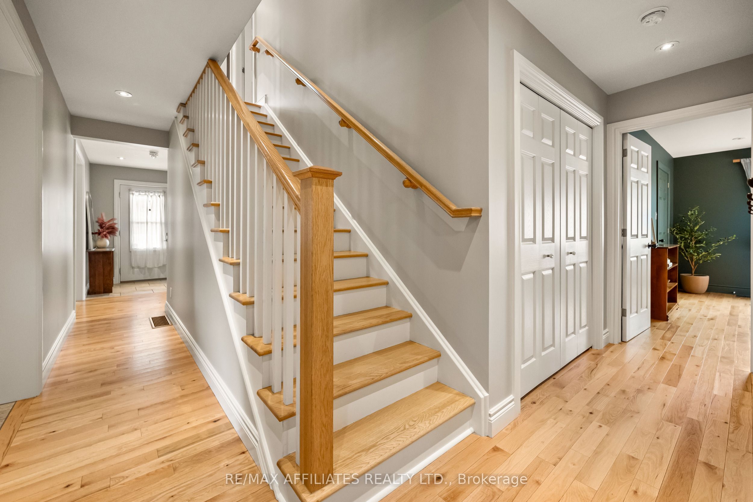 111 Drummond Street Property Photo 23