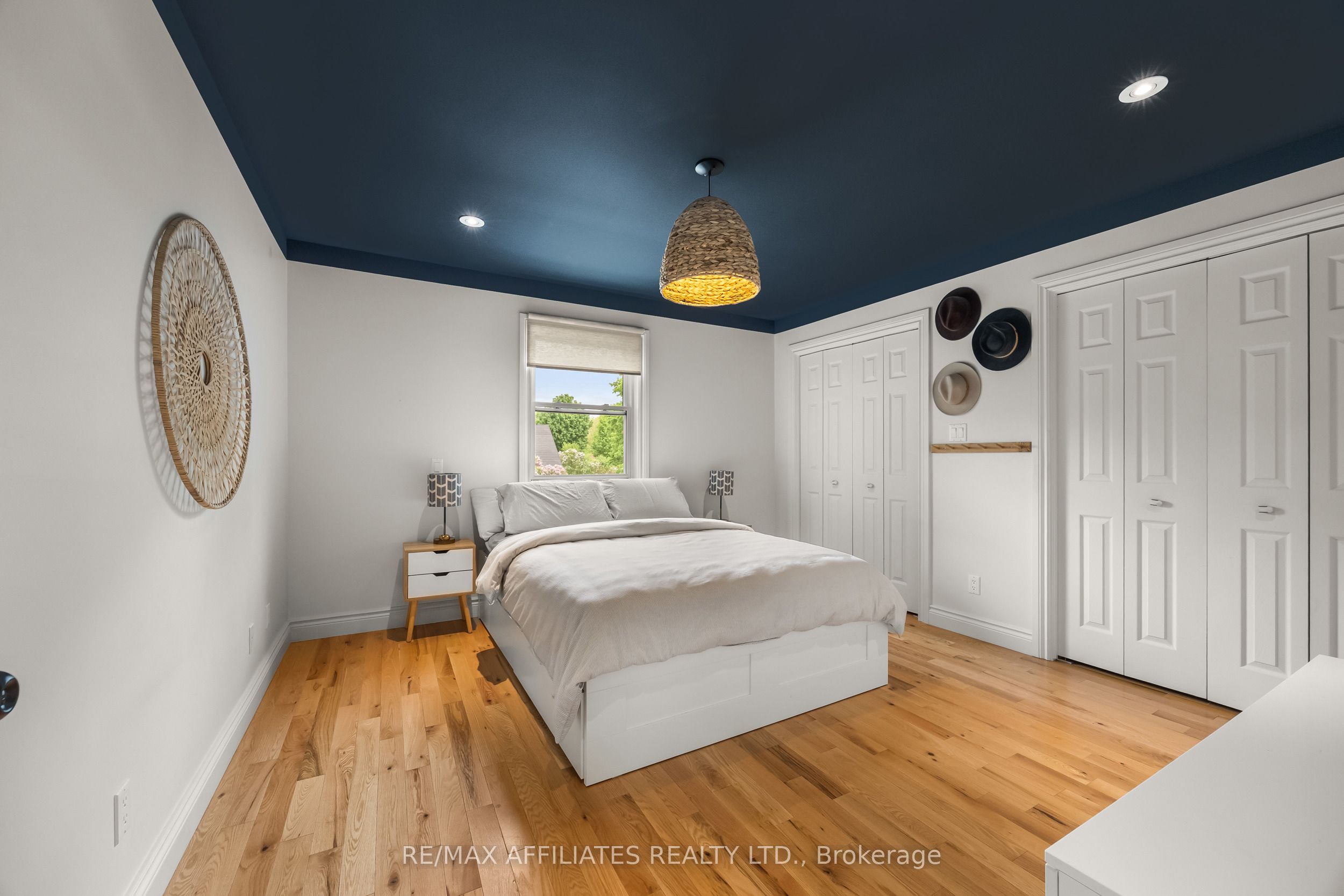 111 Drummond Street Property Photo 29
