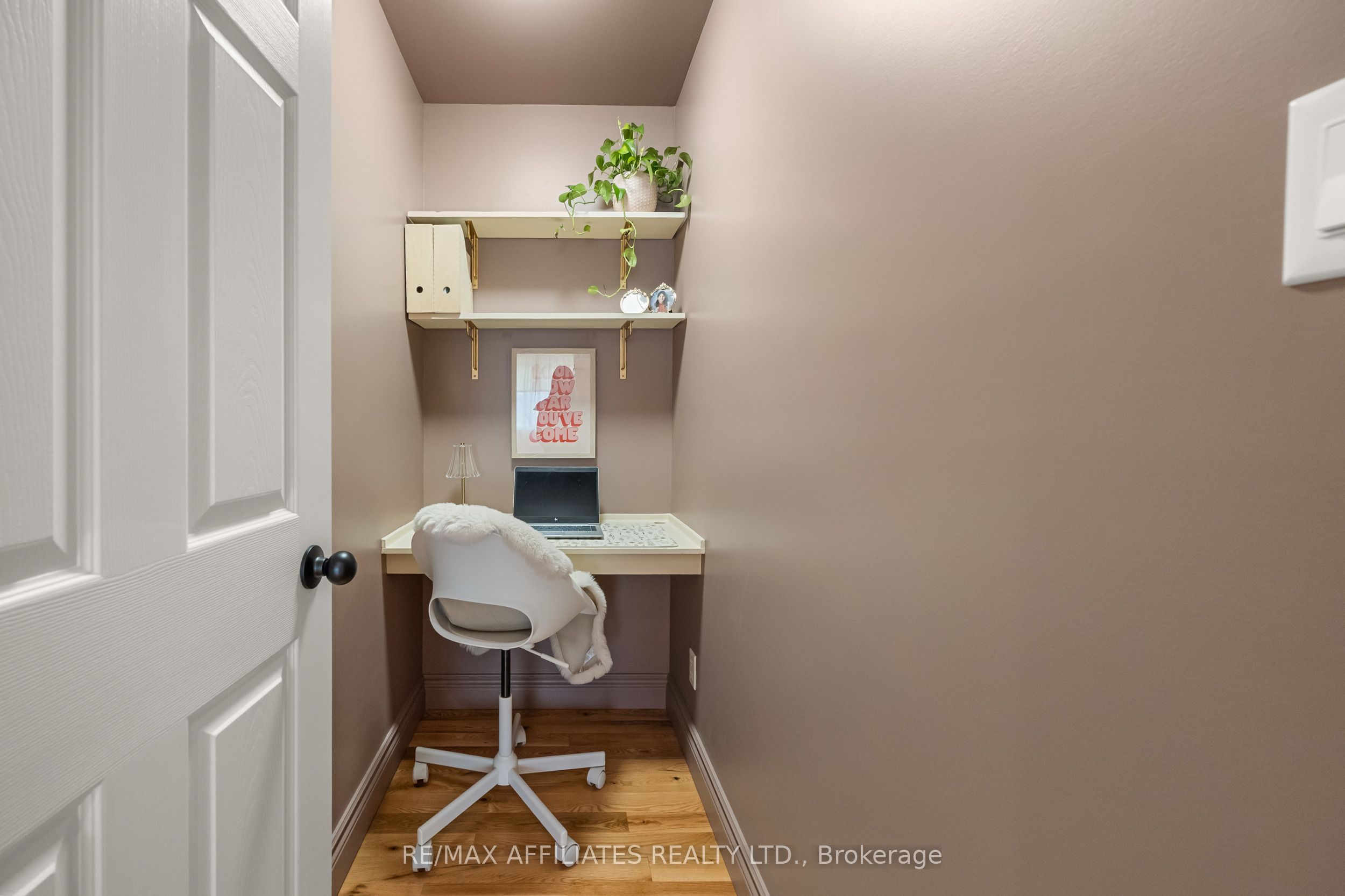 111 Drummond Street Property Photo 33