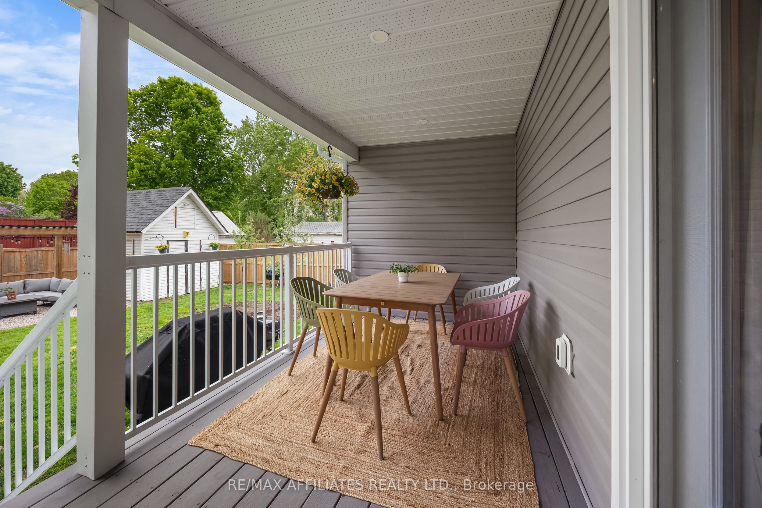 111 Drummond Street Property Photo 40