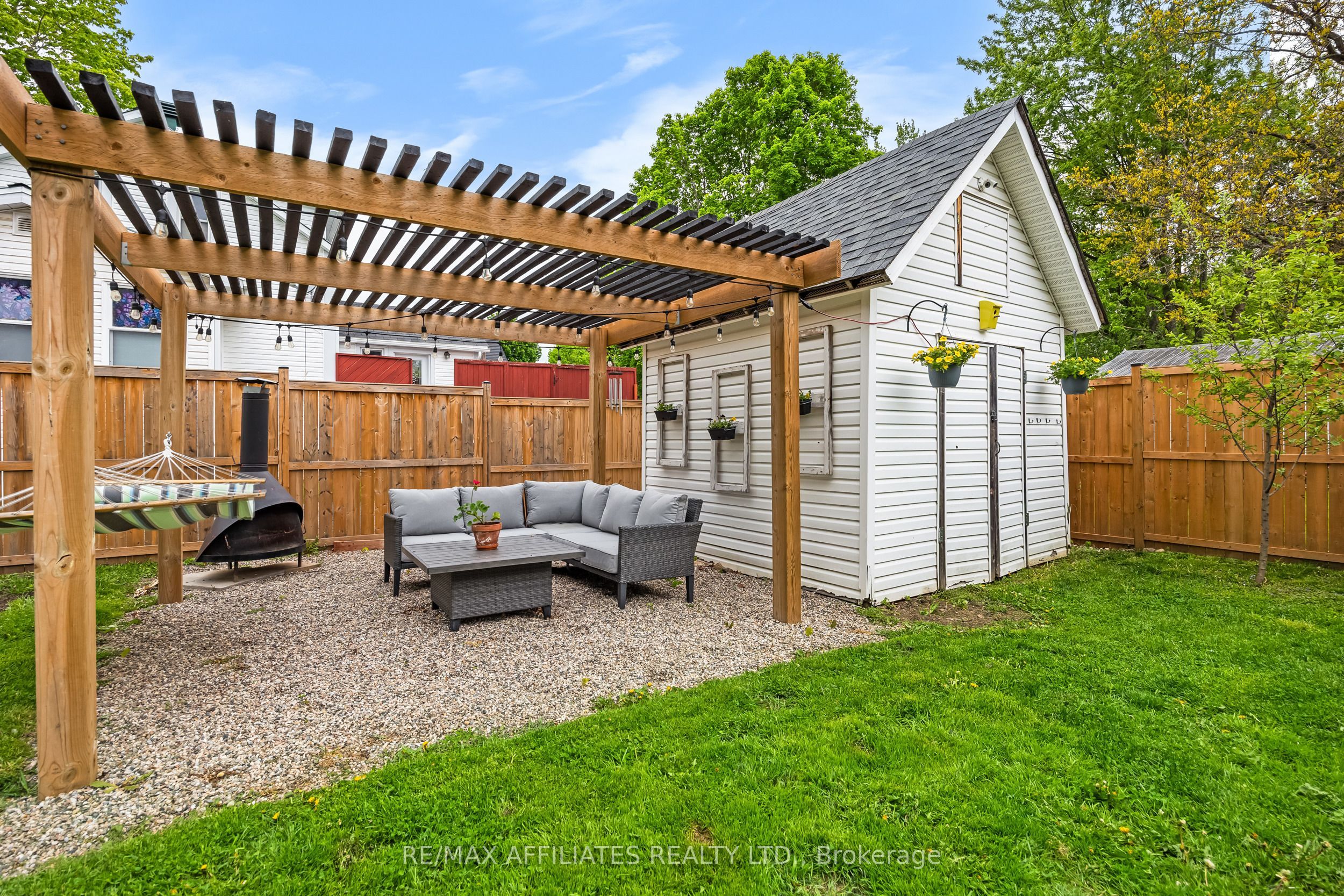 111 Drummond Street Property Photo 43