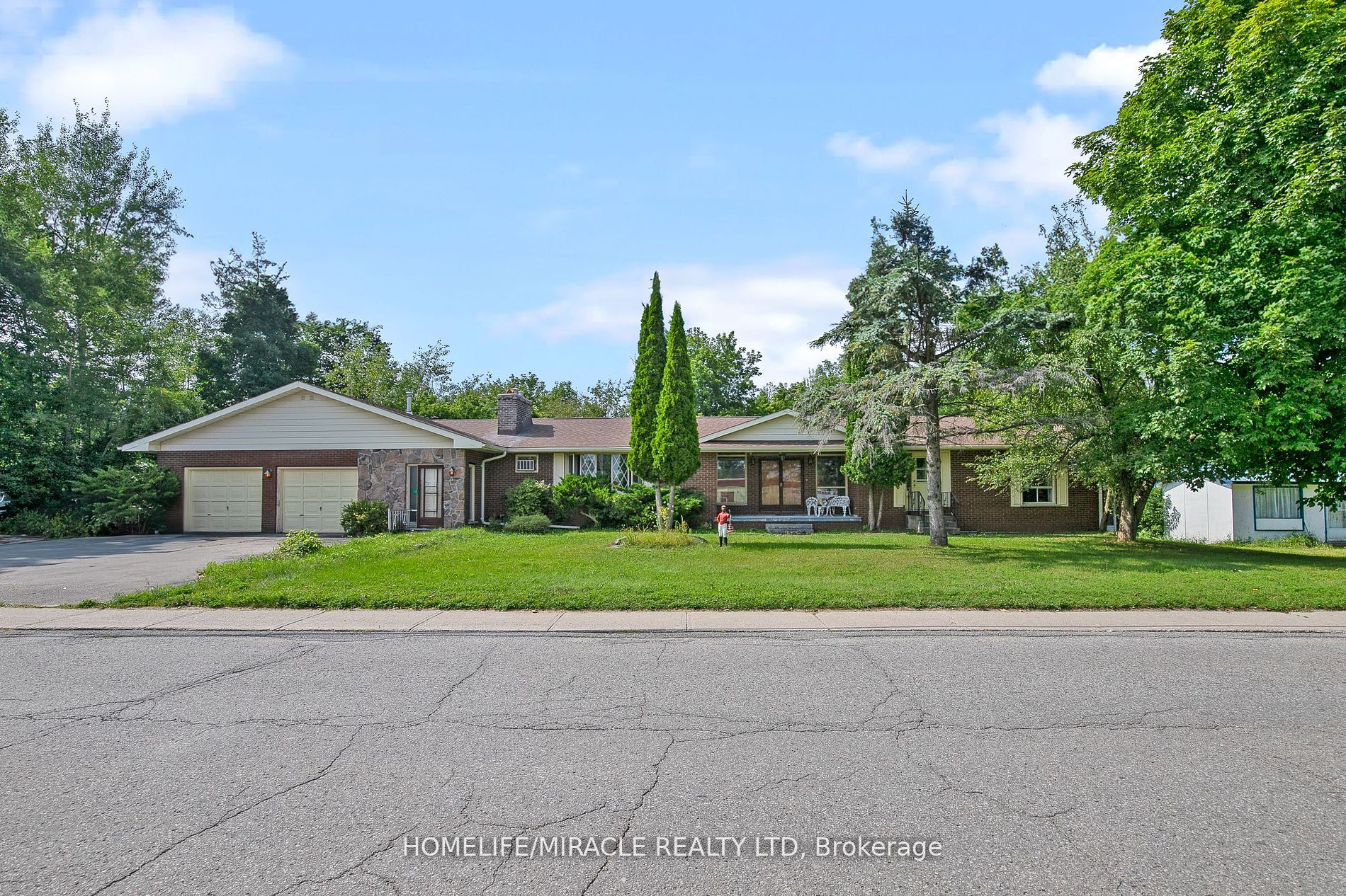 18 Grandy Road