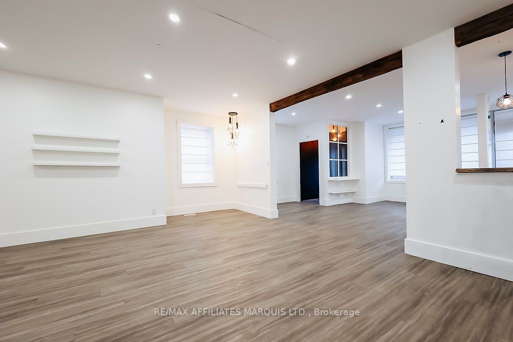188 Military Road S Property Photo 18