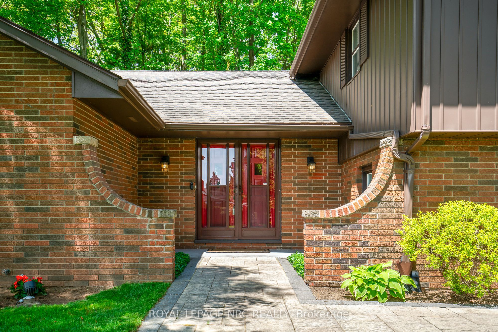 26 Cherry Avenue Property Photo 3