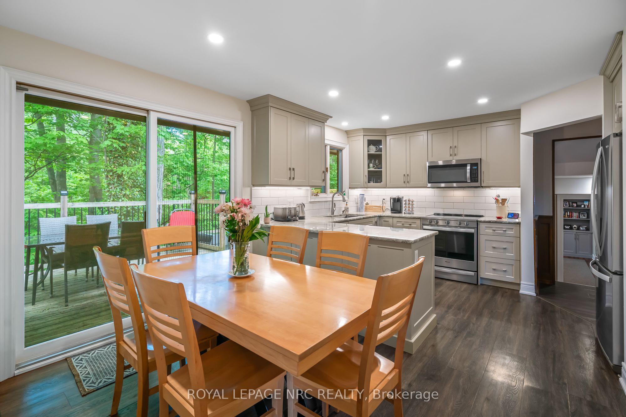 26 Cherry Avenue Property Photo 8