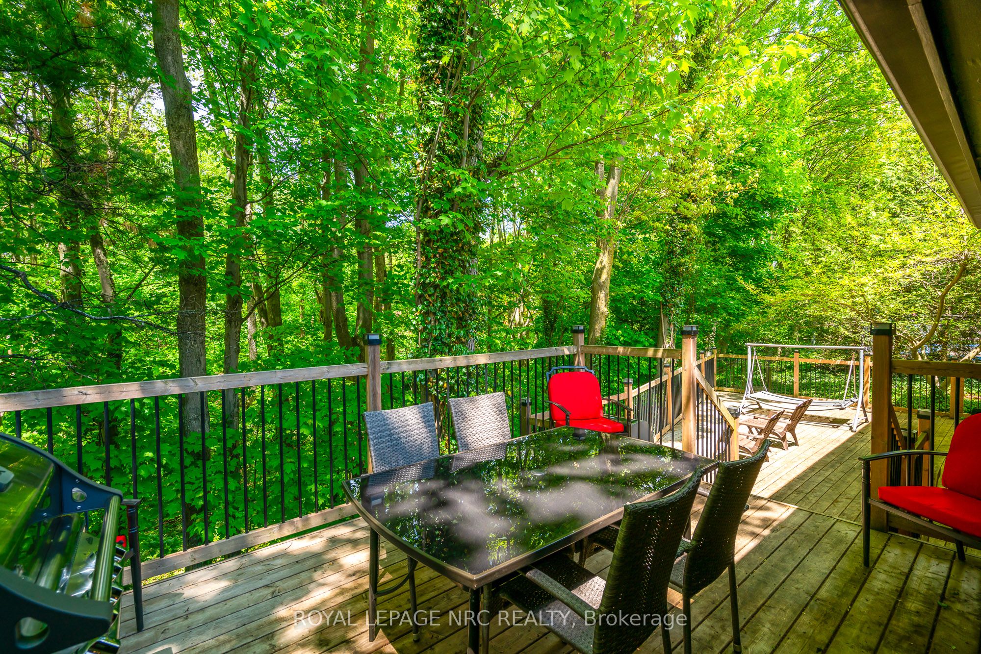 26 Cherry Avenue Property Photo 9