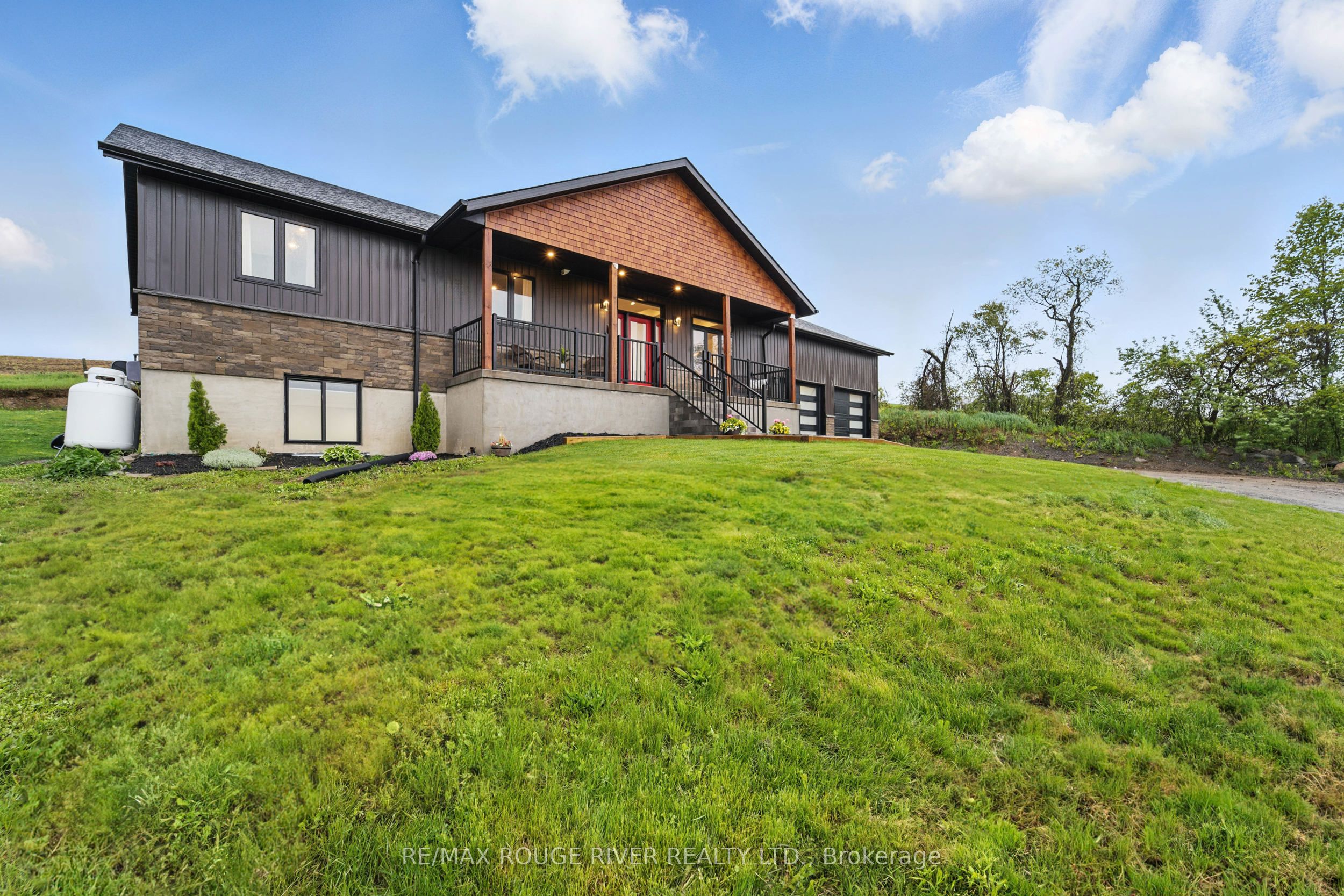 7942 County Rd 45 N/a Property Photo 1