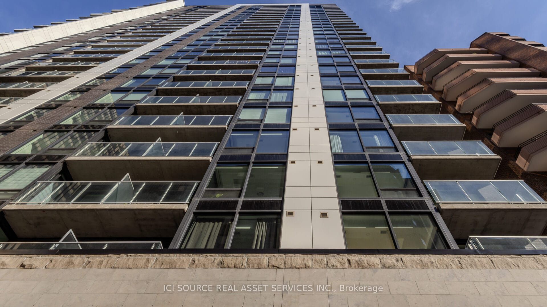 340 Queen Street 1110