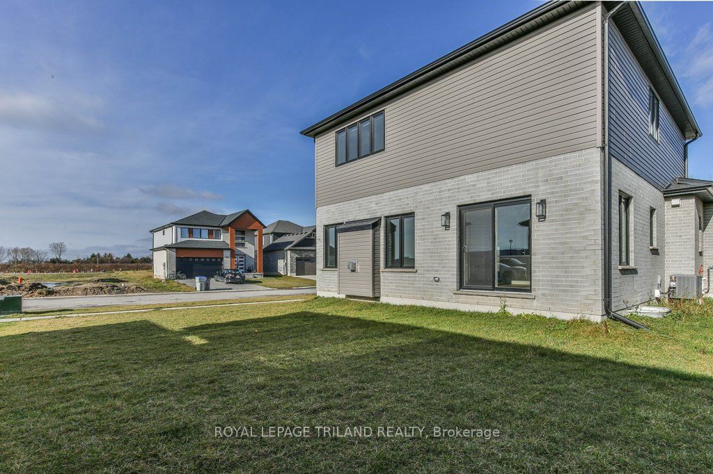 83 Greene Street Property Photo 37