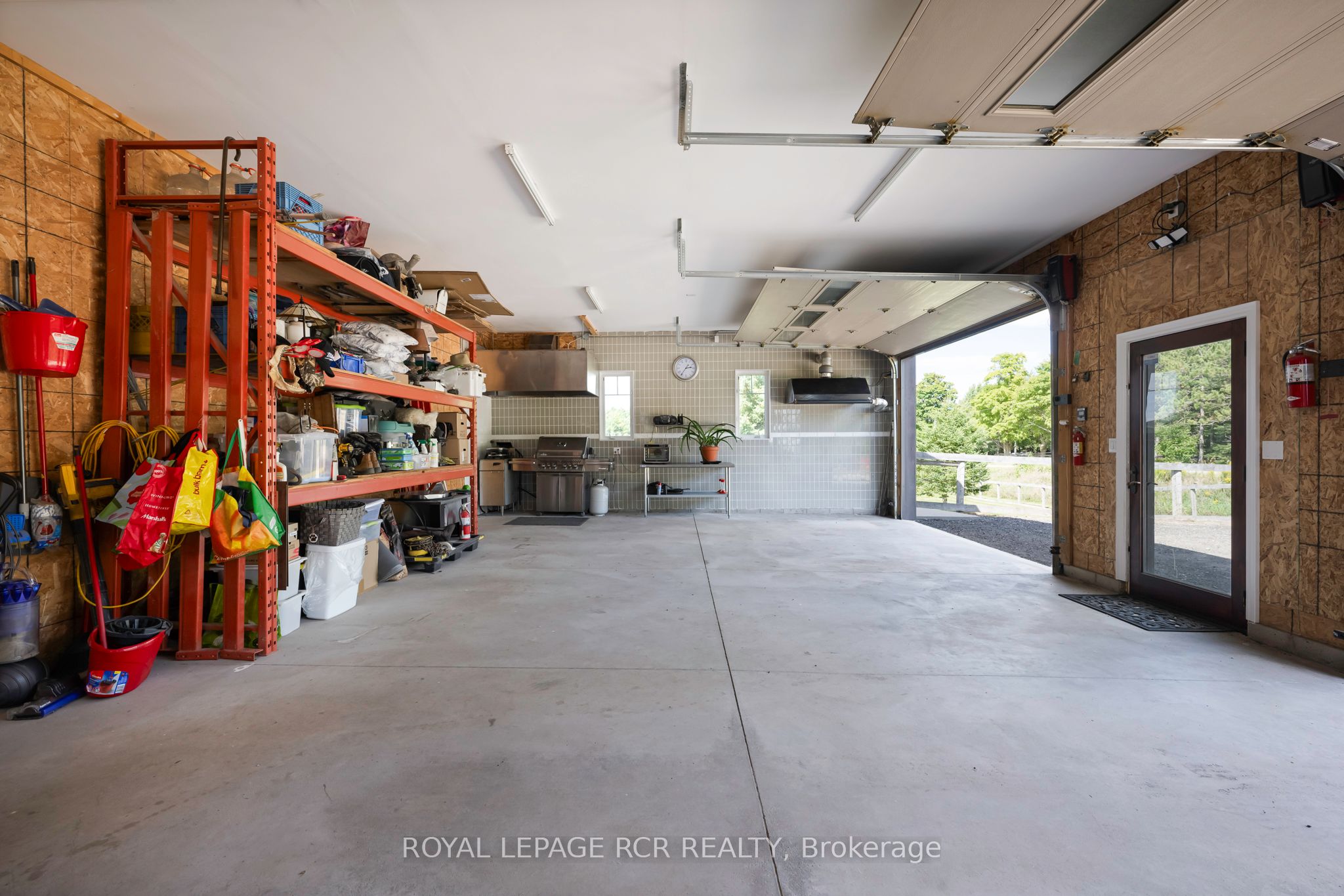 676600 Centre Road Property Photo 37