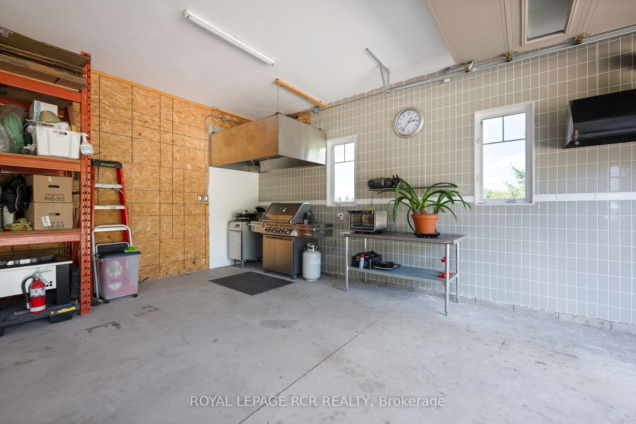 676600 Centre Road Property Photo 38