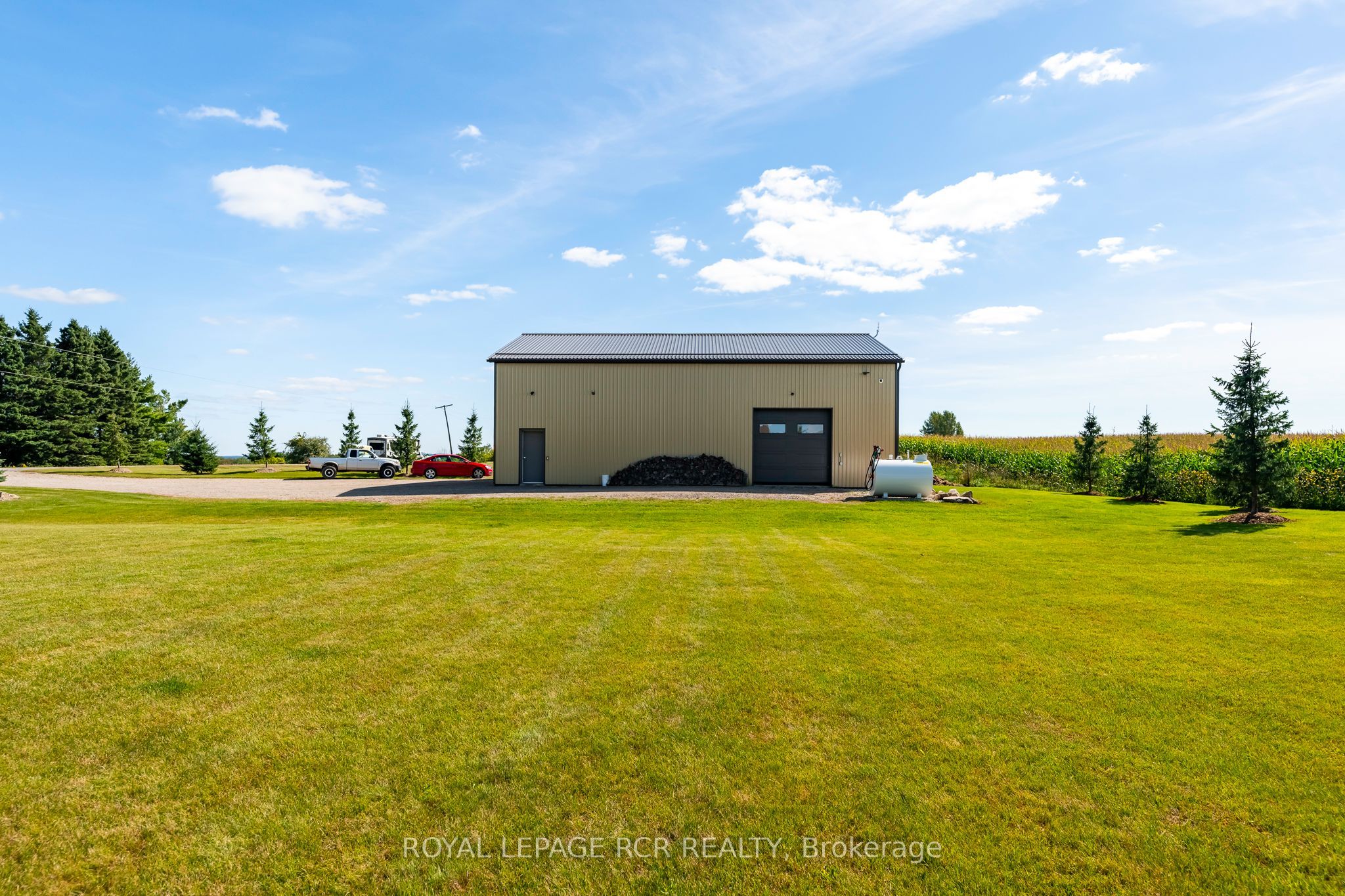 676600 Centre Road Property Photo 42