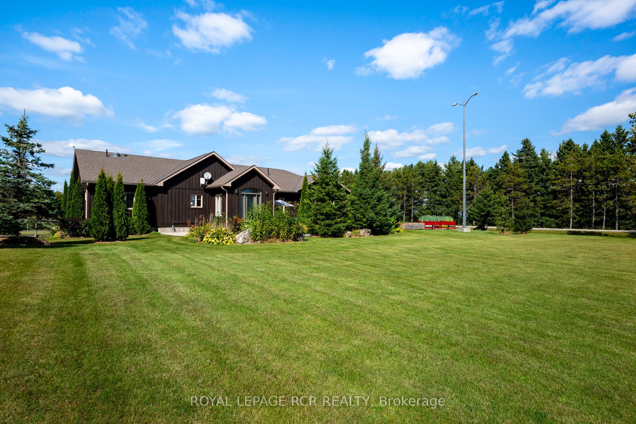 676600 Centre Road Property Photo 46