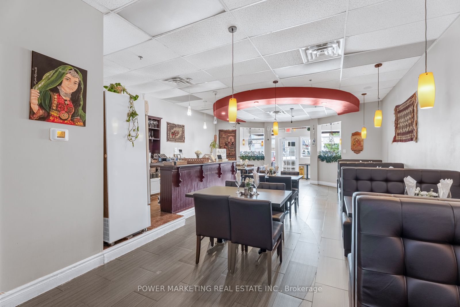 2900 Woodroffe Ave Property Photo 15