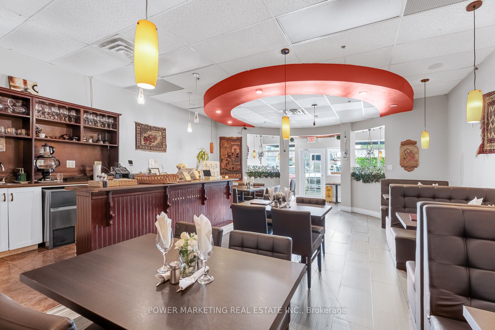 2900 Woodroffe Ave Property Photo 19
