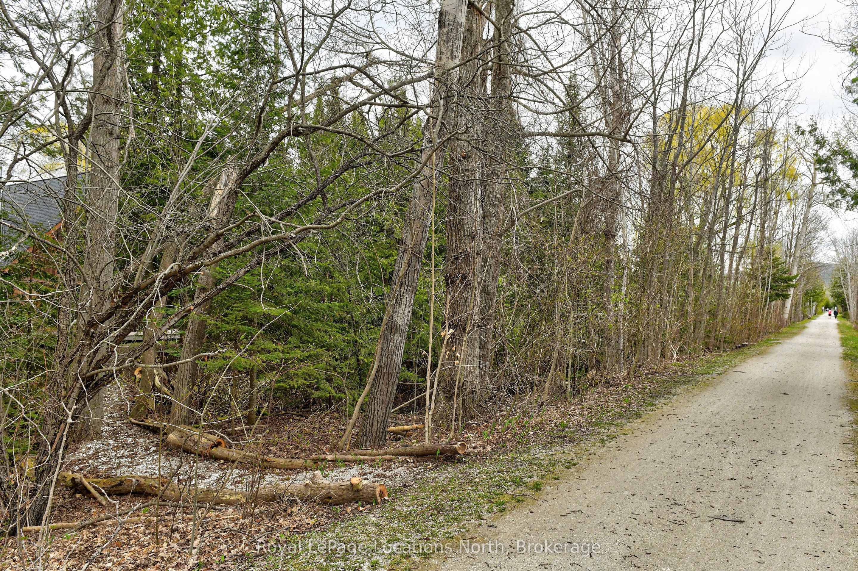 208554 26 Highway Property Photo 32