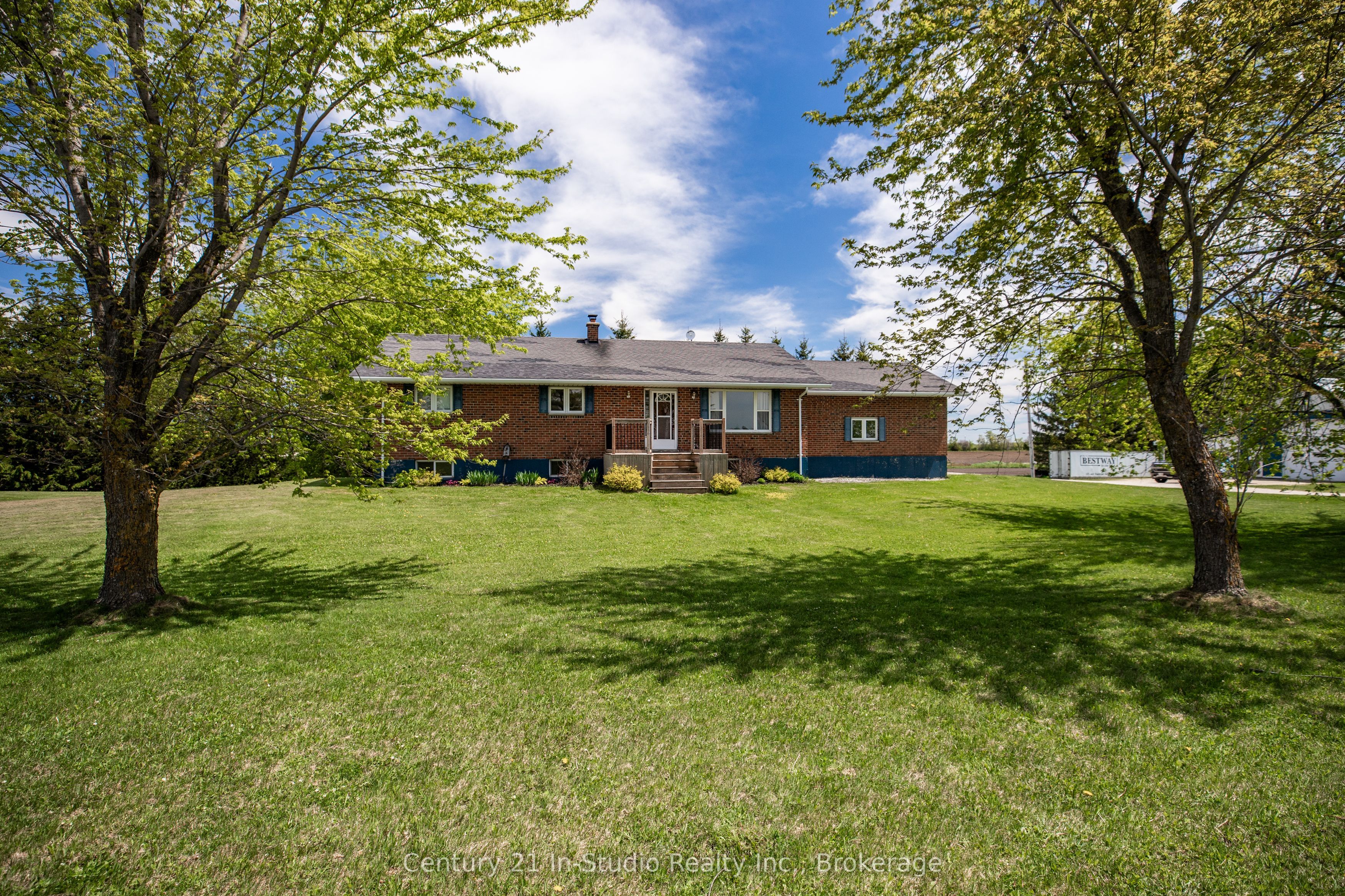 311817 Grey Road 8 Property Photo 4